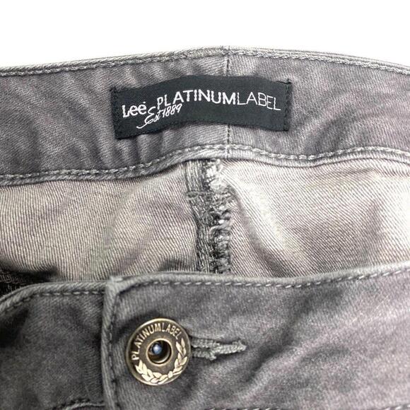 Lee Curvy Fit Bootcut Women's size 18 Gray Denim Jeans - Picture 3 of 4